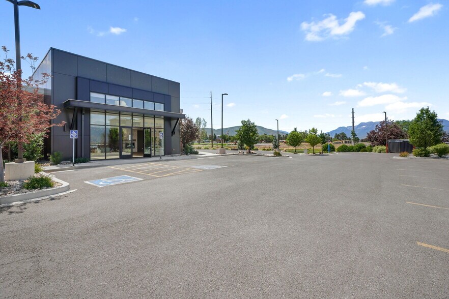 More Photos Of 200 Gateway, Heber City Freestanding For Lease