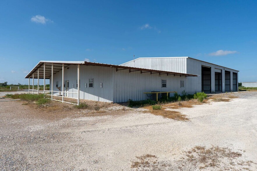 More Photos Of 992 FM 81, Goliad Warehouse For Sale
