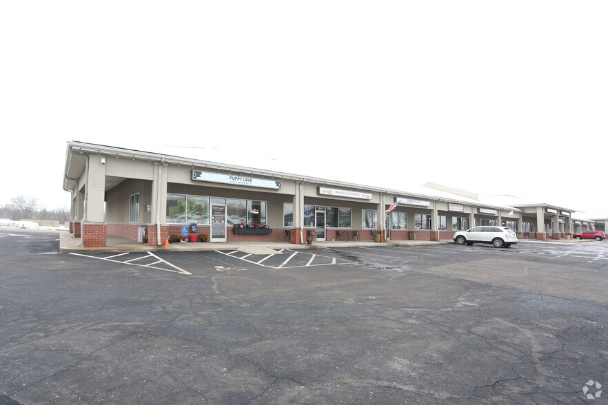 More Photos Of 1400-1454 SW Eagles Pky, Blue Springs Unknown For Lease