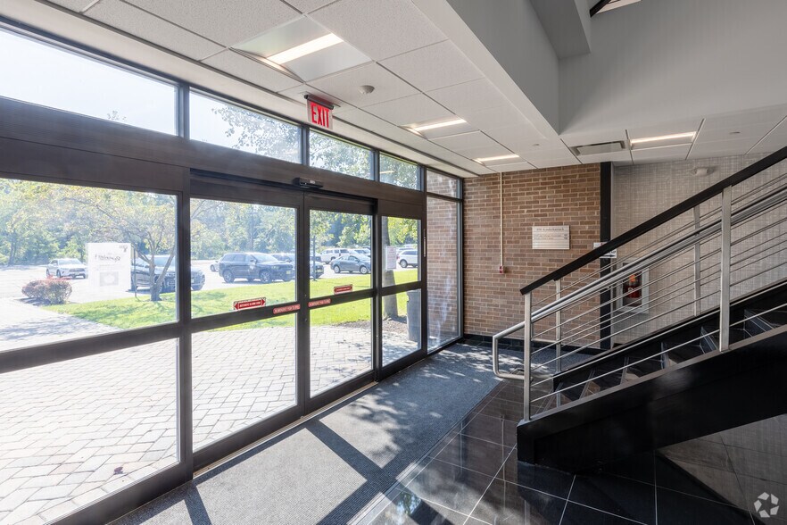 More Photos Of 690 Kinderkamack Rd, Oradell Medical For Lease