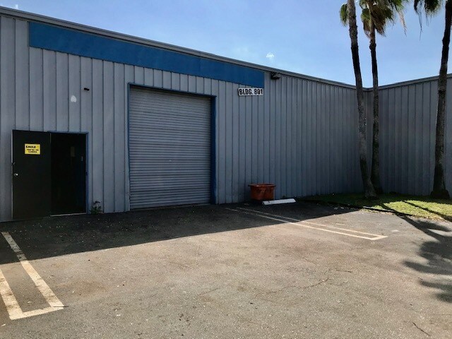 More Photos Of 801 15th St, Lake Park Warehouse For Lease