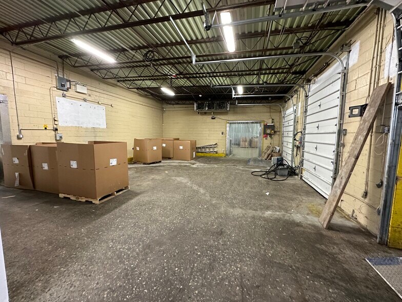 More Photos Of 18 N Virginia Ave, Penns Grove Refrigeration Cold Storage For Lease