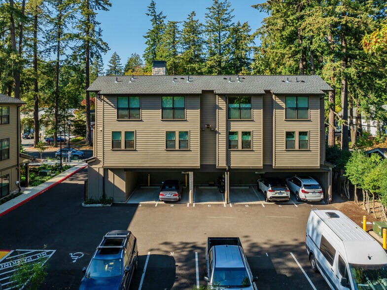 More Photos Of 15948 Quarry Rd, Lake Oswego Apartments For Sale