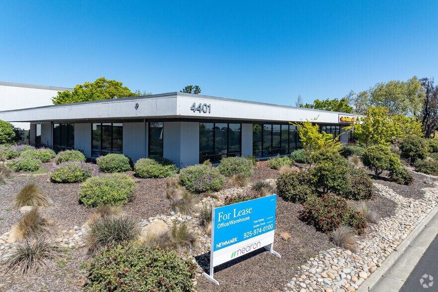 More Photos Of 4401-4457 Park Rd, Benicia Warehouse For Lease