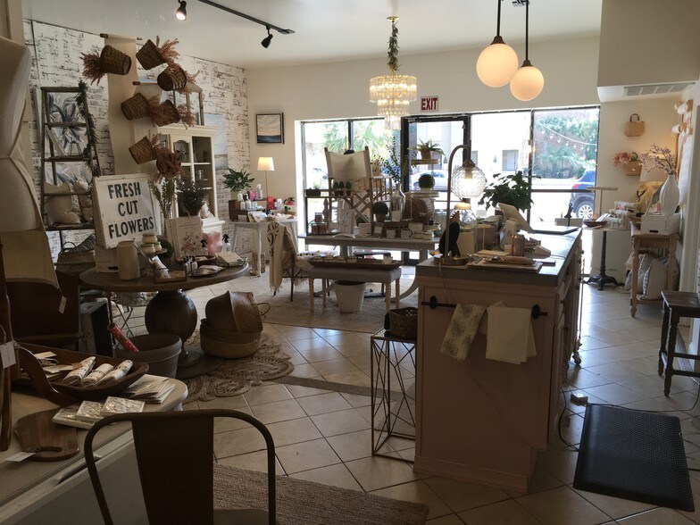 More Photos Of 936 Savannah Hwy, Charleston Freestanding For Sale
