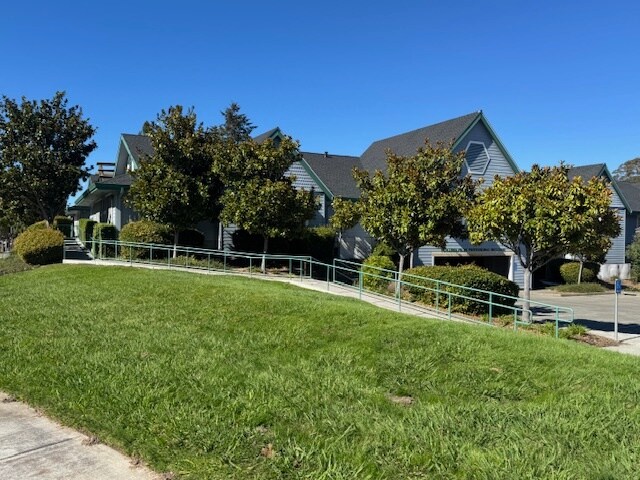 More Photos Of 652 Petaluma Ave, Sebastopol Medical For Lease