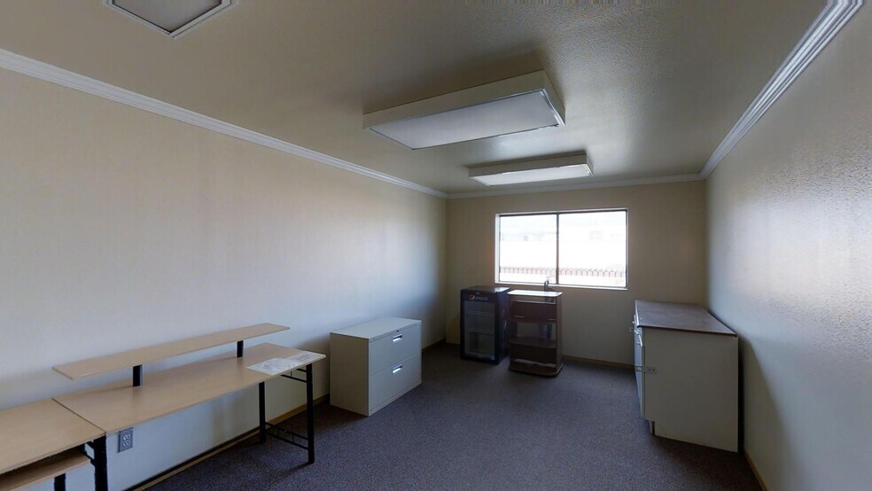 More Photos Of 270-276 N 5th St, Coalinga Storefront For Sale