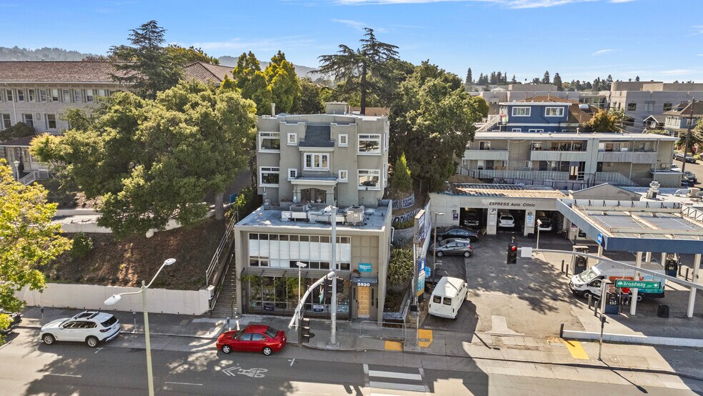 More Photos Of 3820 Broadway, Oakland Office Residential For Lease