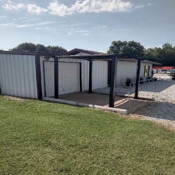 More Photos Of 890 OK STATE HIGHWAY 28 EAST, Langley Office Residential For Sale