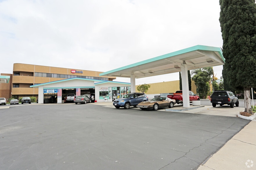 Primary Photo Of 19002 Magnolia St, Huntington Beach Auto Repair For Sale