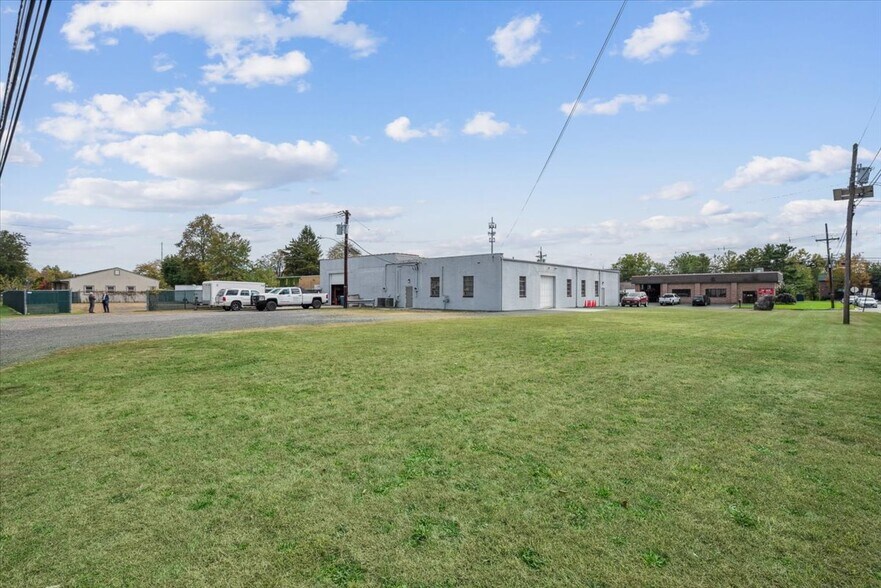 More Photos Of 145 11th St, Piscataway Industrial For Sale