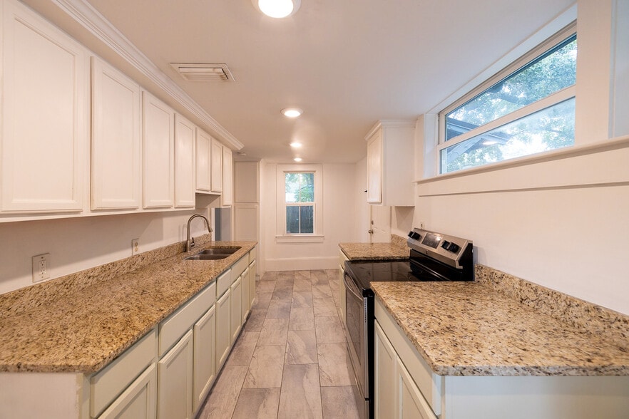 More Photos Of 1525 Larue Ave, Jacksonville Apartments For Sale