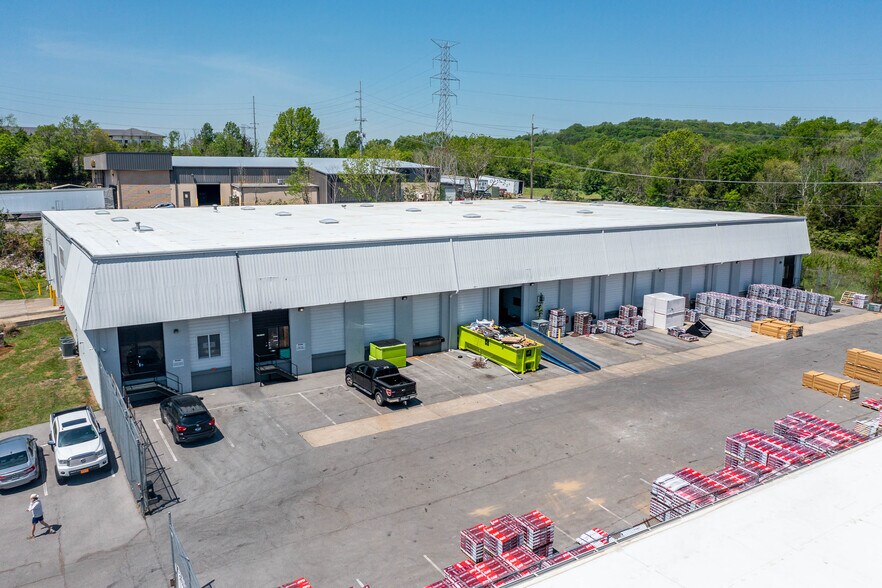 More Photos Of 3310-3422 Ambrose Ave, Nashville Unknown For Lease