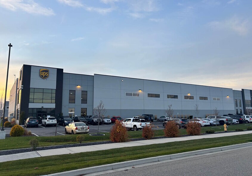 Primary Photo Of 9210 W Harlan Ln, Spokane Distribution For Lease