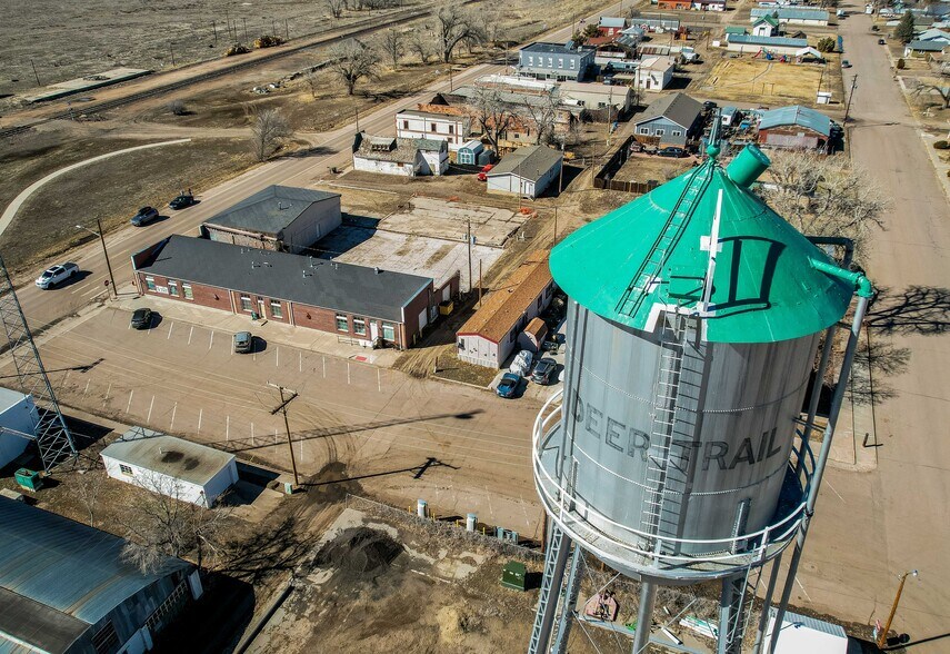 More Photos Of 604 1st Ave, Deer Trail Storefront For Sale