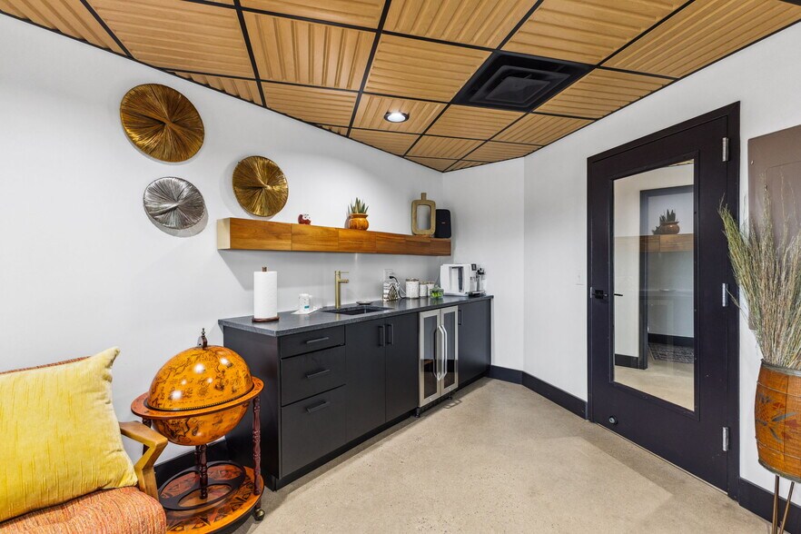 More Photos Of 3554 Blue Rock Rd, Cincinnati Loft Creative Space For Sale