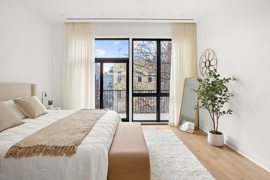 More Photos Of 145 Conselyea St, Brooklyn Multifamily For Sale