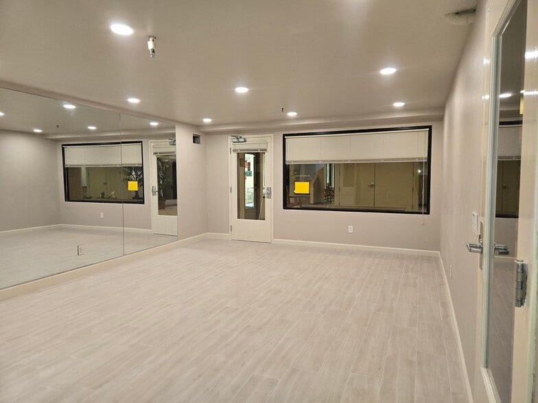 More Photos Of 1108-1112 Burlingame Ave, Burlingame Storefront Retail Office For Lease