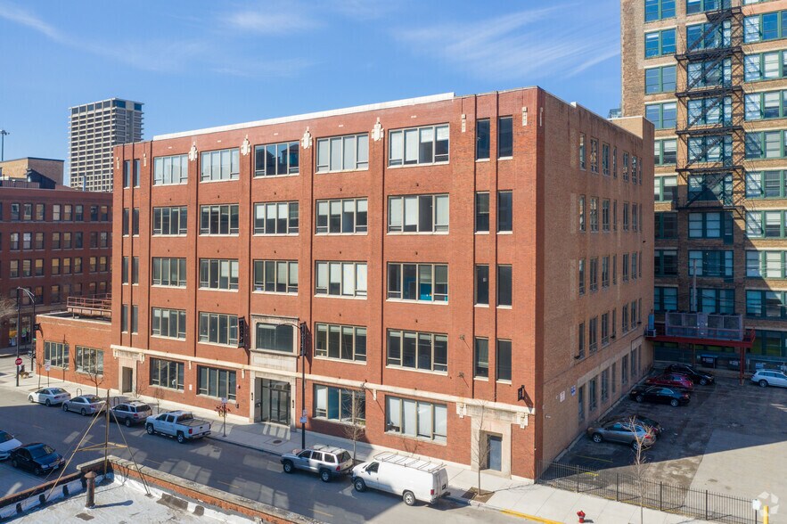 Primary Photo Of 322-340 S Green St, Chicago Office For Lease