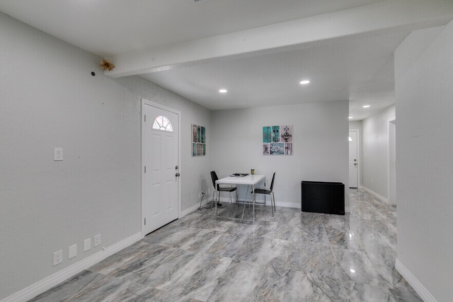 More Photos Of 612 S Jones Blvd, Las Vegas Office Residential For Sale