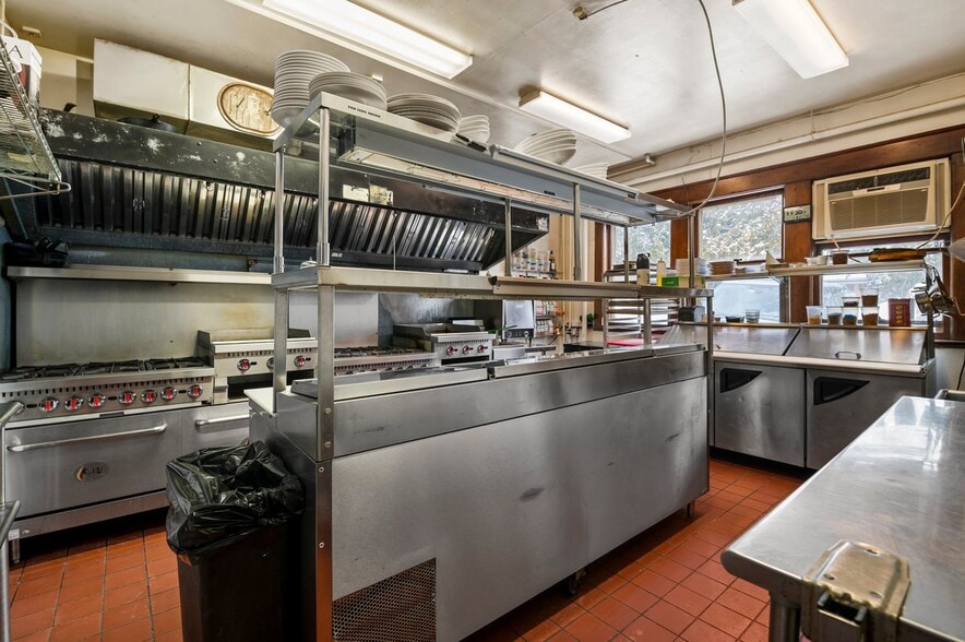 More Photos Of 39 Interlaken Ave, Lake Placid Hotel For Sale