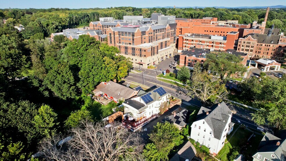 More Photos Of 18 Springfield St, Springfield Hospitality For Sale