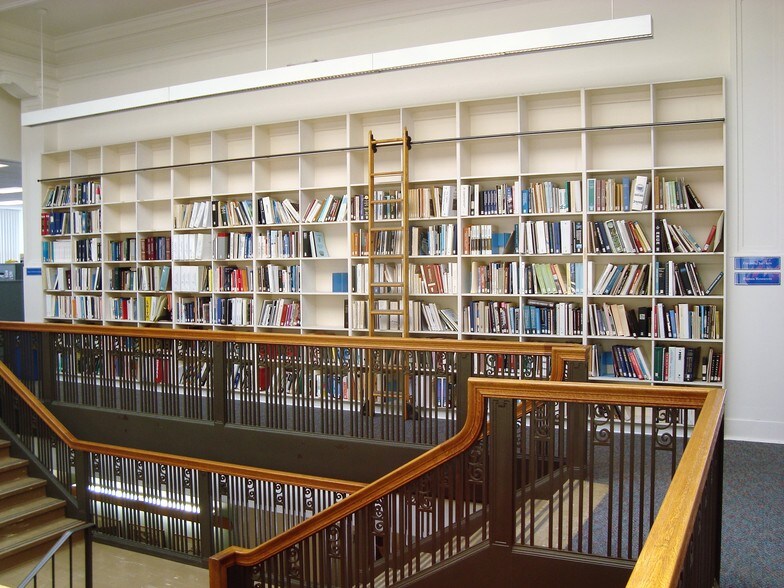 More Photos Of 146 Hartford Rd, Manchester Loft Creative Space For Lease