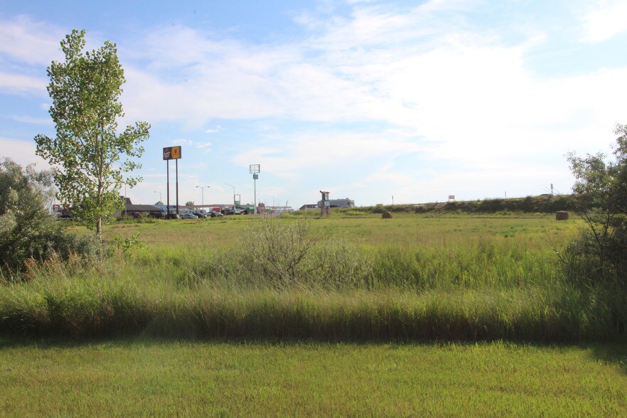 More Photos Of 201 14th St W, Hardin Hotel For Sale