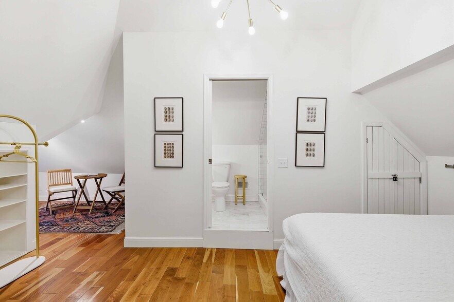 More Photos Of 320 Blount Ave, Guntersville Specialty For Sale