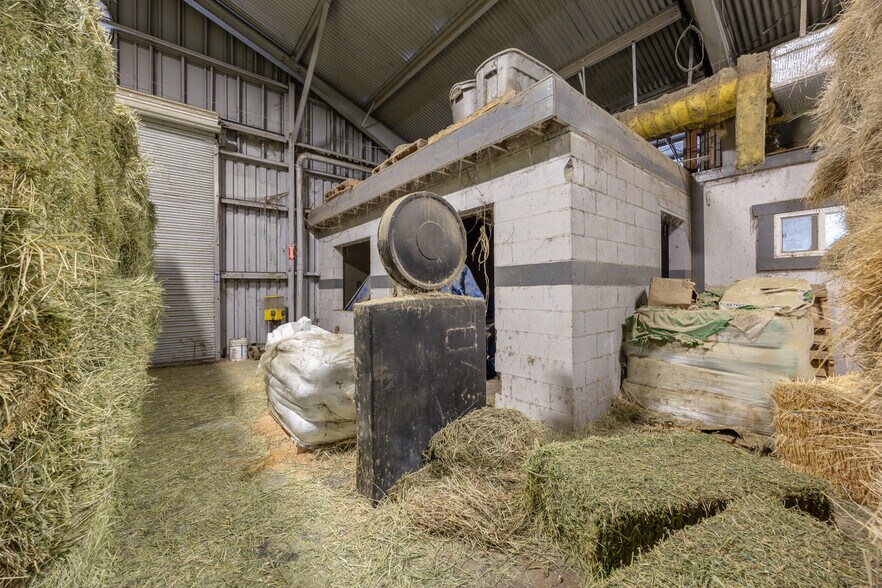 More Photos Of 780 N Todd Ave, Azusa Distribution For Sale