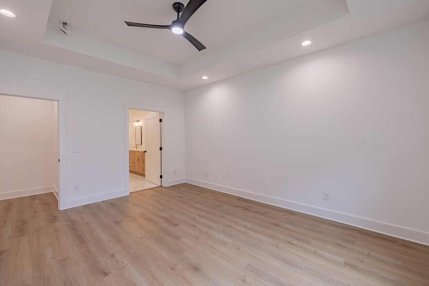 More Photos Of 1519-1521 Carroll Creek Rd, Johnson City Apartments For Sale