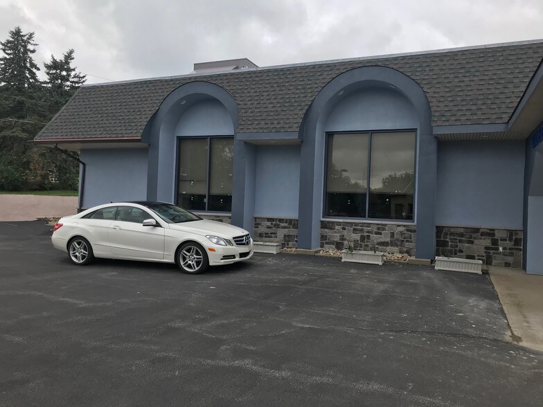 More Photos Of 410 Hansen Ave, Lyndora Medical For Sale