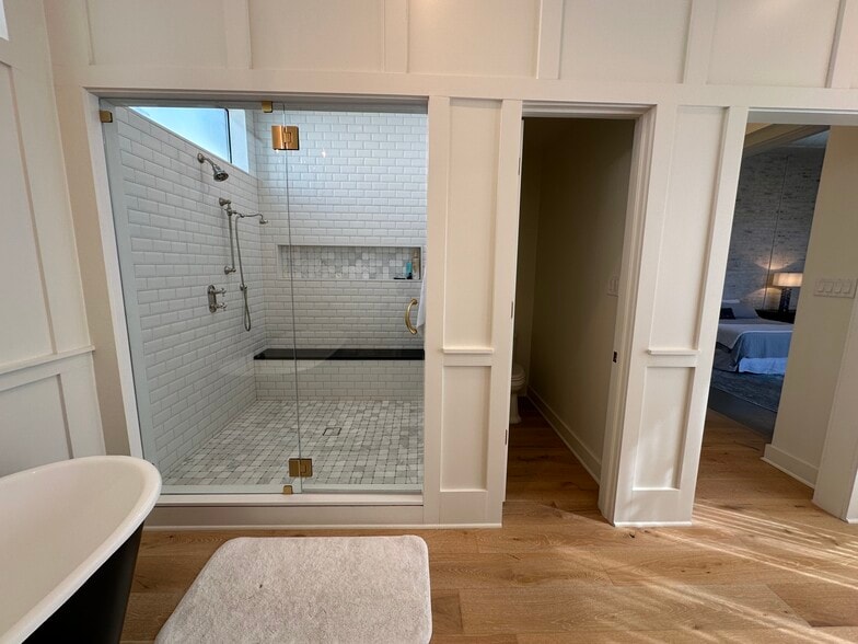 More Photos Of 4775 Memphis St, Dallas Light Distribution For Sale