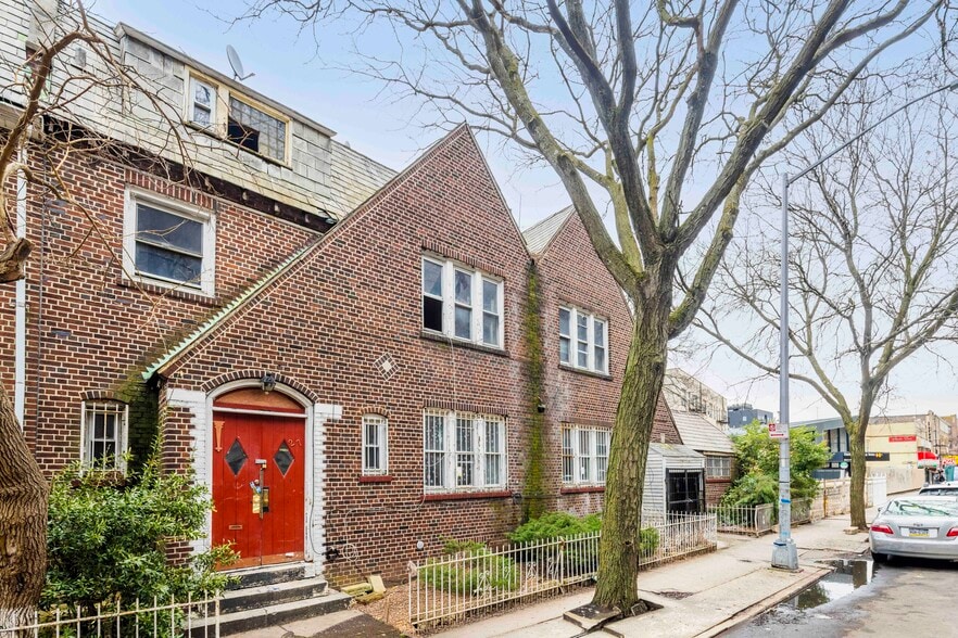 More Photos Of 27 E 18th St, Brooklyn Apartments For Sale