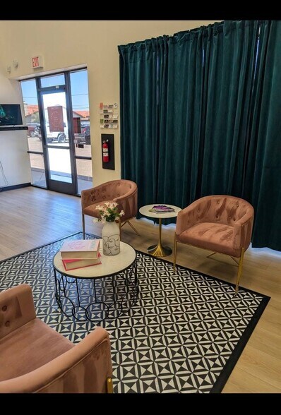 More Photos Of 4117 N 17th St, Phoenix Office For Sale