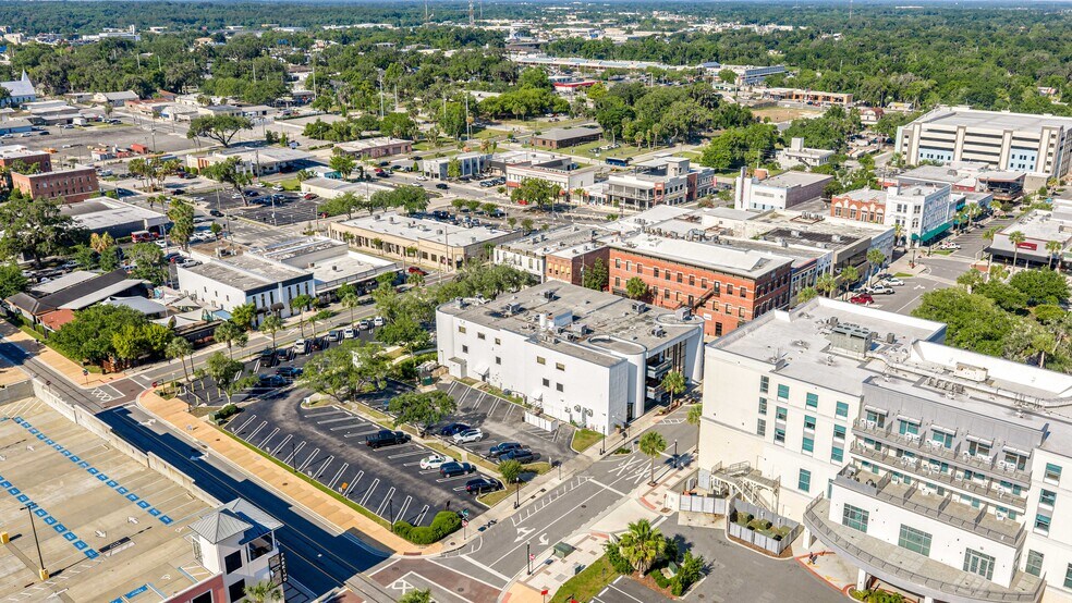 More Photos Of 35 SE 1st Ave, Ocala Office For Lease