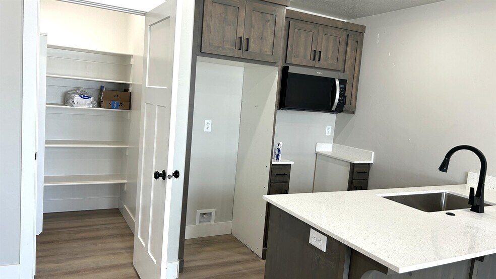 More Photos Of 110 Ridges, Pocatello Apartments For Sale