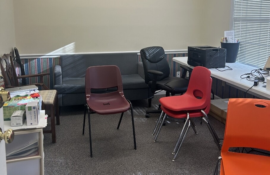 More Photos Of 1554 Union Rd, Gastonia Office For Lease