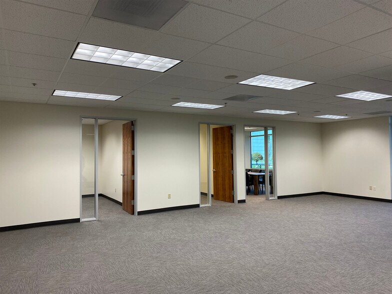 More Photos Of 9355 E Stockton Blvd, Elk Grove Office For Lease