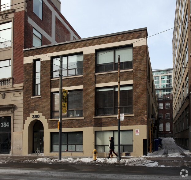 More Photos Of 380 Adelaide St W, Toronto Office For Lease