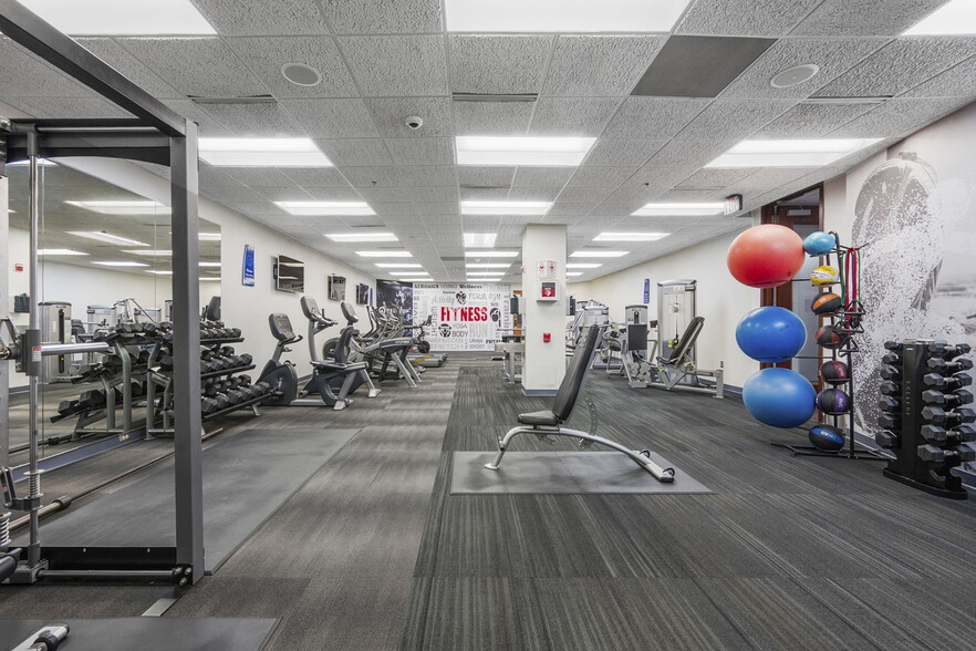 More Photos Of 3975 Fair Ridge Dr, Fairfax Office For Sale