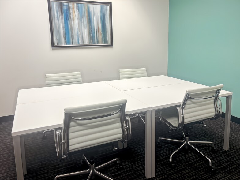 More Photos Of 10900 NE 4th St, Bellevue Coworking Space