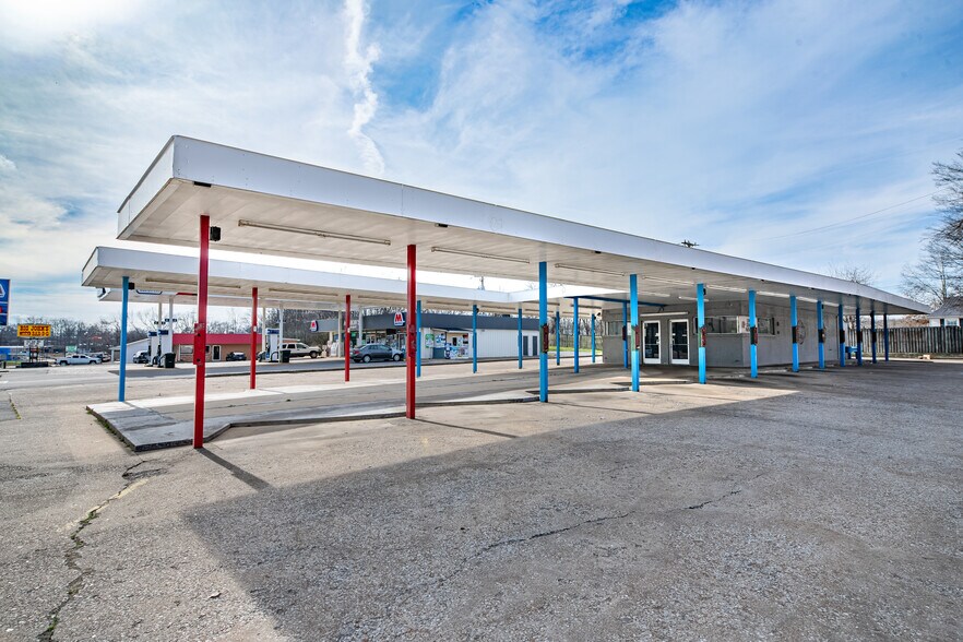 More Photos Of 435 E Main St, Hohenwald Fast Food For Sale