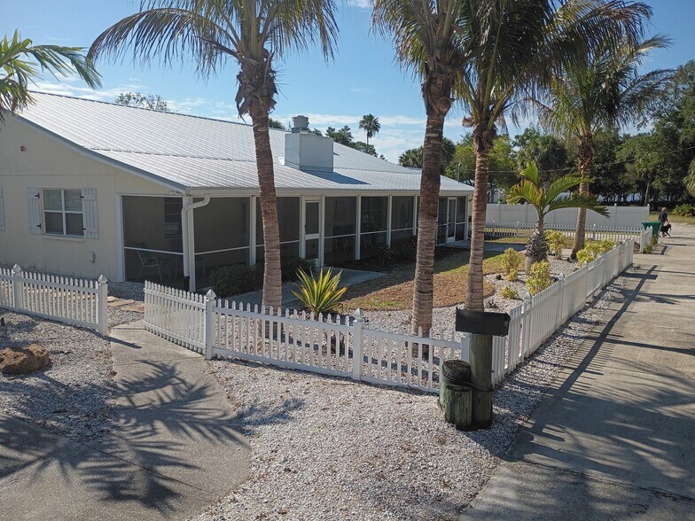 More Photos Of 315 Addison Dr, Punta Gorda Assisted Living For Sale
