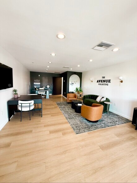 Primary Photo Of 3207-3225 N Hayden Rd, Scottsdale Freestanding For Lease