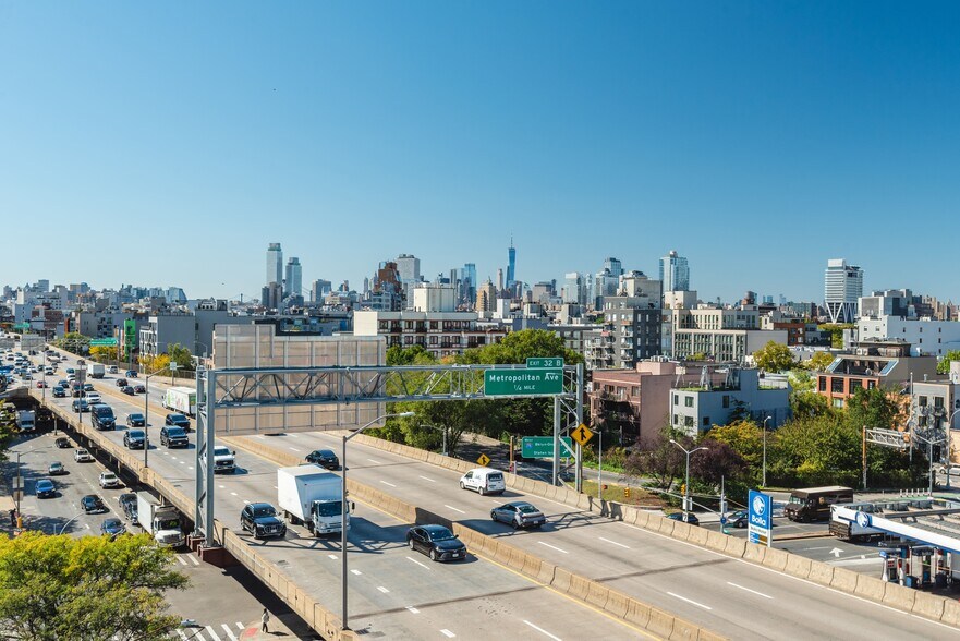 More Photos Of 518 Meeker Ave, Brooklyn Apartments For Sale
