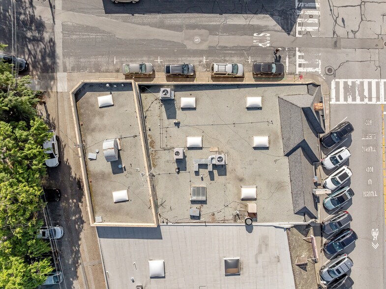 More Photos Of 33-35 W 25th Ave, San Mateo Storefront For Lease