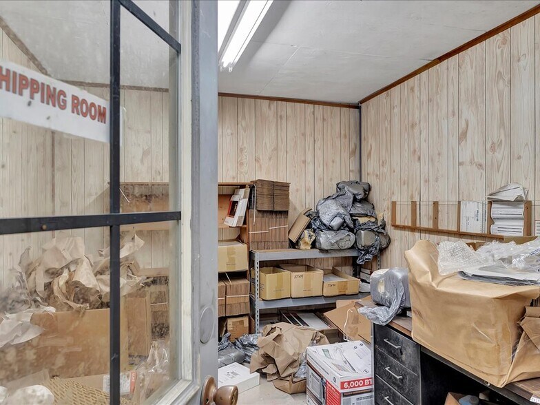 More Photos Of 1441 N Temple Dr, Diboll Auto Repair For Sale