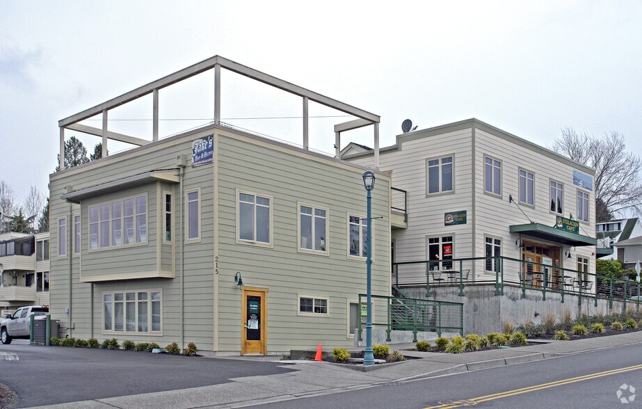 More Photos Of 215 Wilkes St, Steilacoom Office For Lease