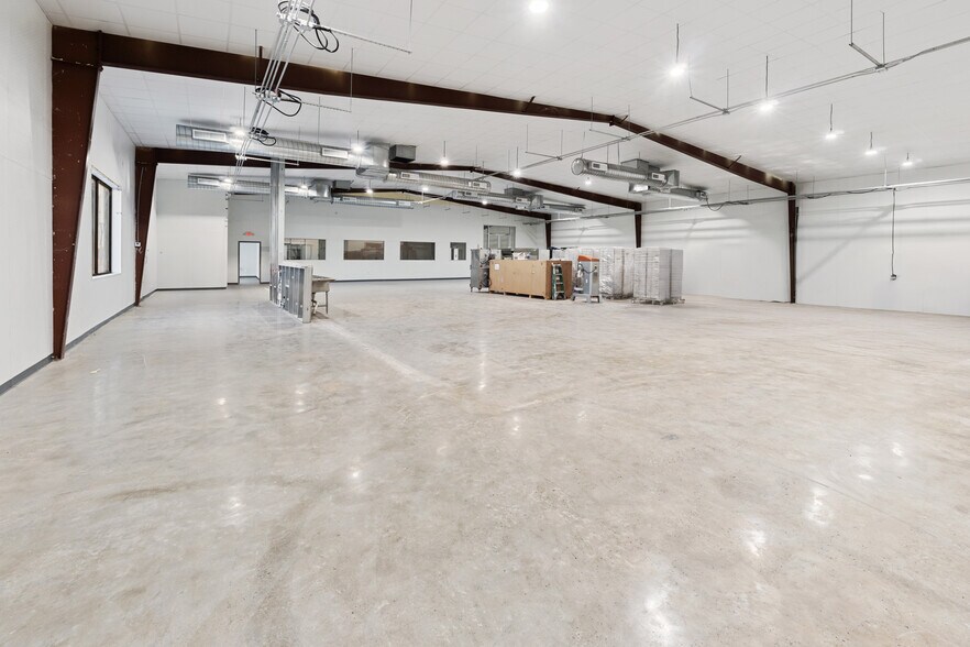 More Photos Of 4200 W Mile 3 Rd, Mission Food Processing For Sale